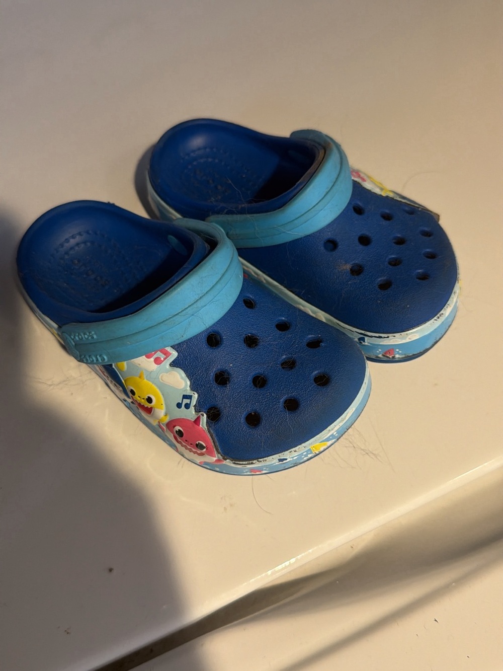 Crocs Baby Shark Slip-On Clogs with Character Print